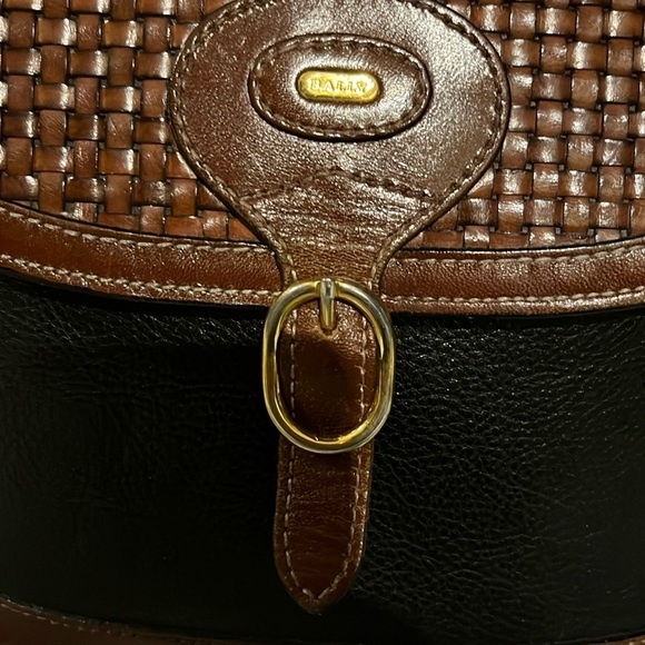 Bally  vintage bag   woven leather flap Italian leather   Black & brown   EUC - Picture 4 of 17